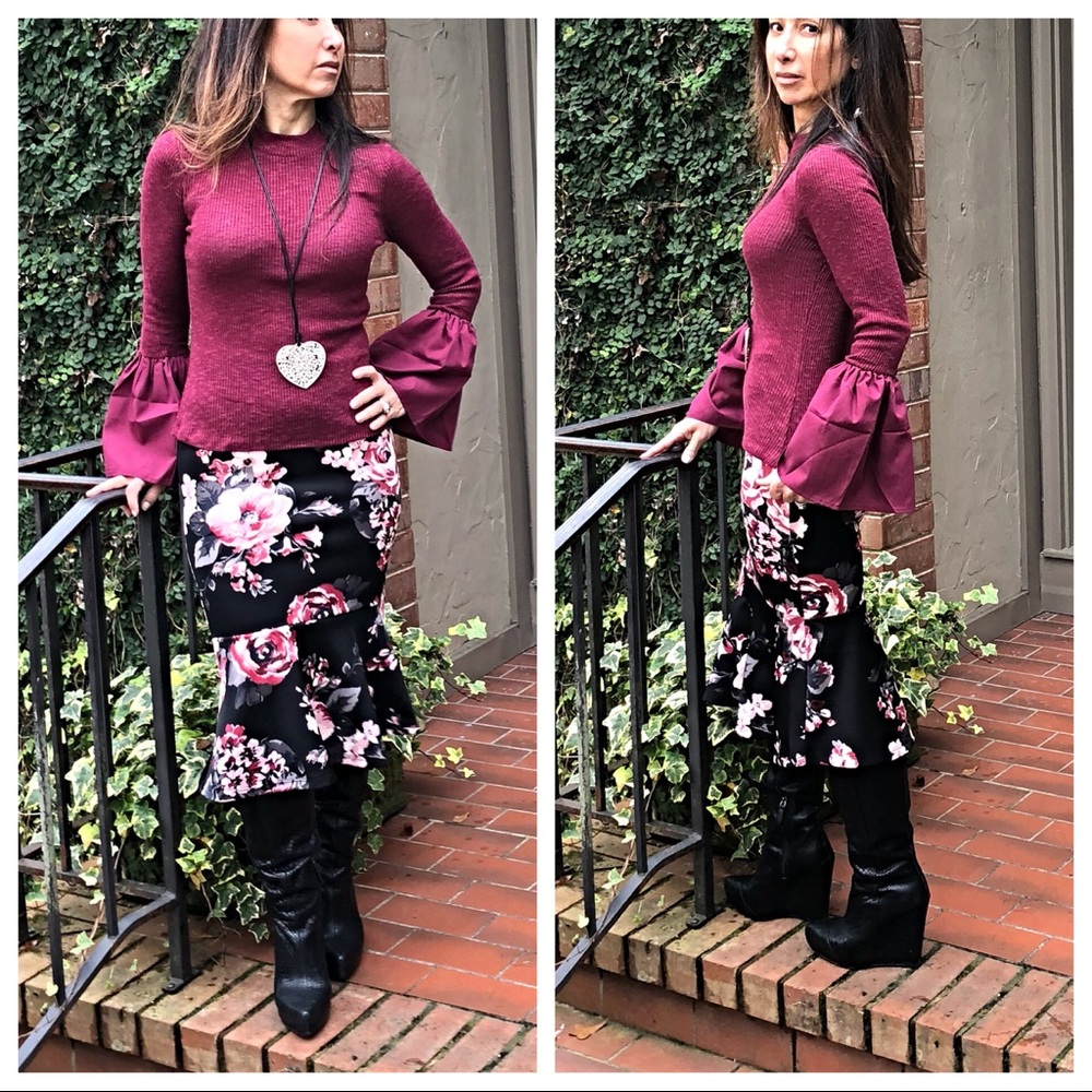 ✨LAST ONE ✨Burgundy bell sleeves top - Picture 6 of 8
